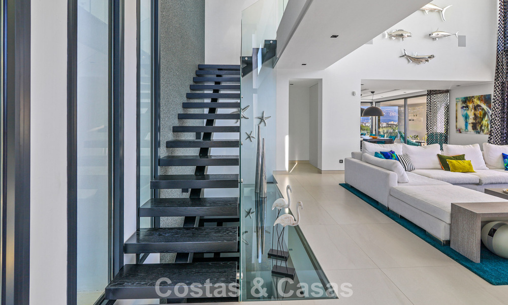 Villa exclusive avec vue panoramique sur la mer à vendre à Los Flamingos, resort de golf 5 étoiles à Marbella - Benahavís 804775