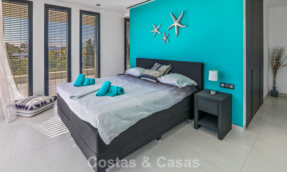 Villa exclusive avec vue panoramique sur la mer à vendre à Los Flamingos, resort de golf 5 étoiles à Marbella - Benahavís 804778