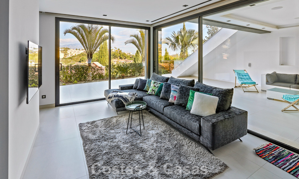 Villa exclusive avec vue panoramique sur la mer à vendre à Los Flamingos, resort de golf 5 étoiles à Marbella - Benahavís 804789