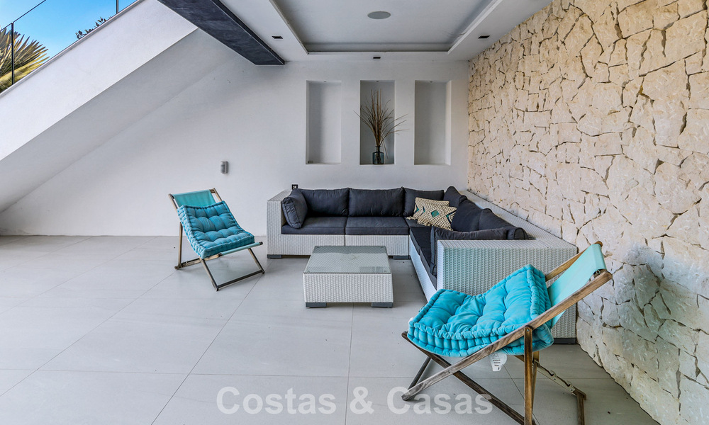 Villa exclusive avec vue panoramique sur la mer à vendre à Los Flamingos, resort de golf 5 étoiles à Marbella - Benahavís 804794