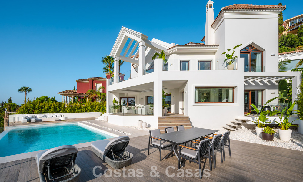 Villa de luxe moderne de style méditerranéen à vendre dans une résidence sécurisée exclusive à Marbella - Benahavís 805175