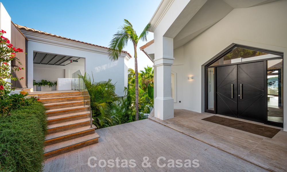 Villa de luxe moderne de style méditerranéen à vendre dans une résidence sécurisée exclusive à Marbella - Benahavís 805178