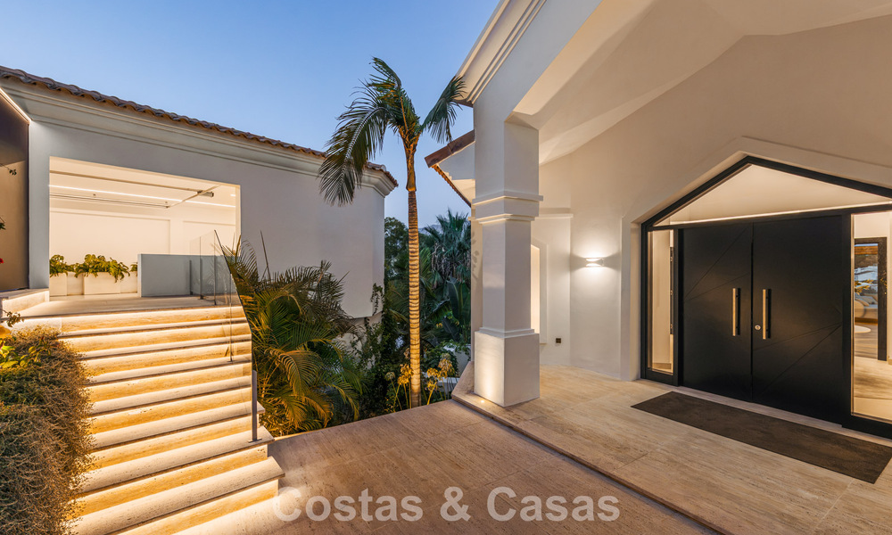 Villa de luxe moderne de style méditerranéen à vendre dans une résidence sécurisée exclusive à Marbella - Benahavís 805194