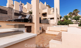 Penthouse moderne à vendre dans une résidence en première ligne de plage sur le New Golden Mile entre Marbella et Estepona 805410 