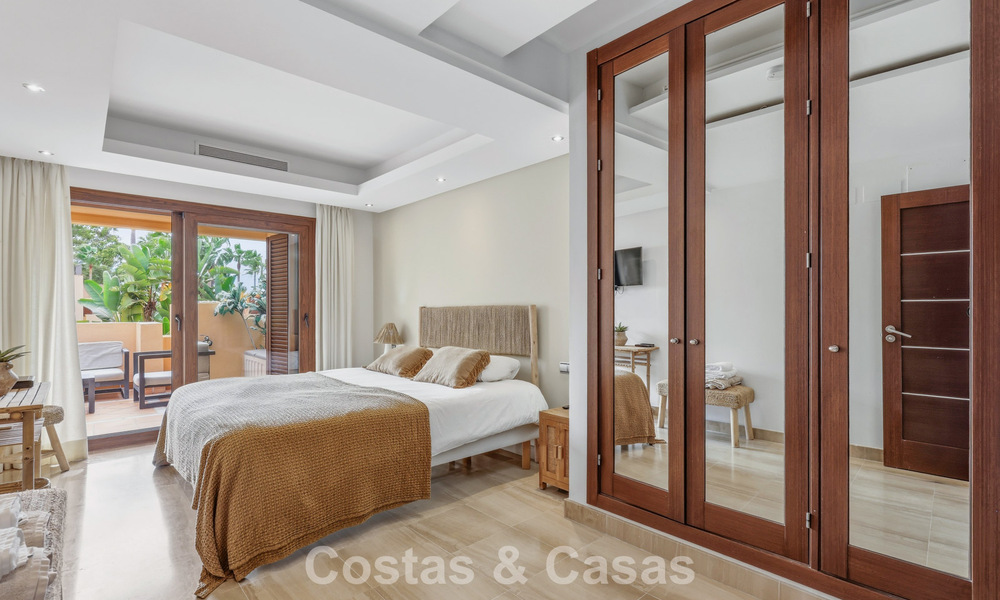 Penthouse moderne à vendre dans une résidence en première ligne de plage sur le New Golden Mile entre Marbella et Estepona 805413