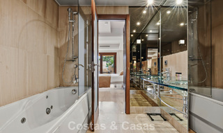 Penthouse moderne à vendre dans une résidence en première ligne de plage sur le New Golden Mile entre Marbella et Estepona 805418 
