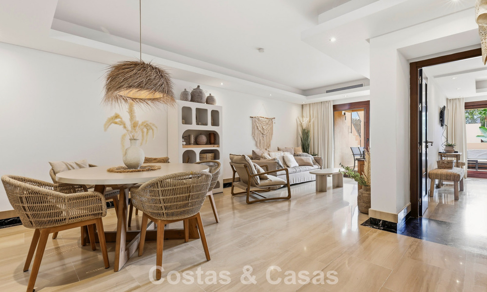 Penthouse moderne à vendre dans une résidence en première ligne de plage sur le New Golden Mile entre Marbella et Estepona 805433