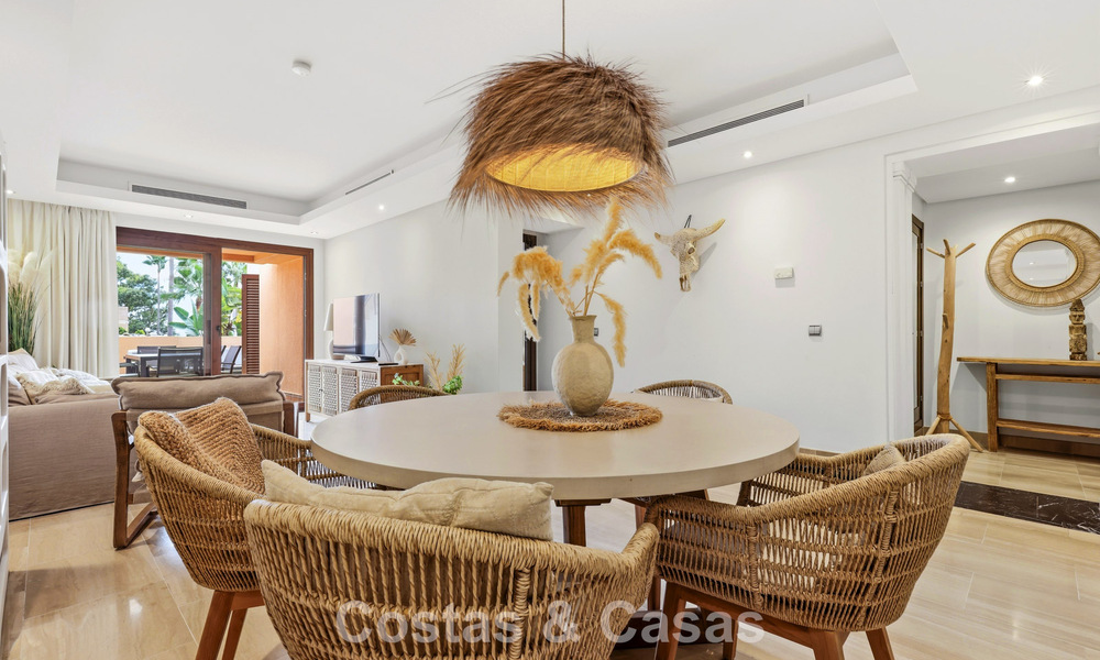 Penthouse moderne à vendre dans une résidence en première ligne de plage sur le New Golden Mile entre Marbella et Estepona 805435