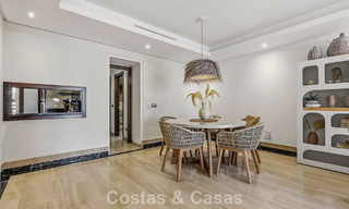 Penthouse moderne à vendre dans une résidence en première ligne de plage sur le New Golden Mile entre Marbella et Estepona 805441 