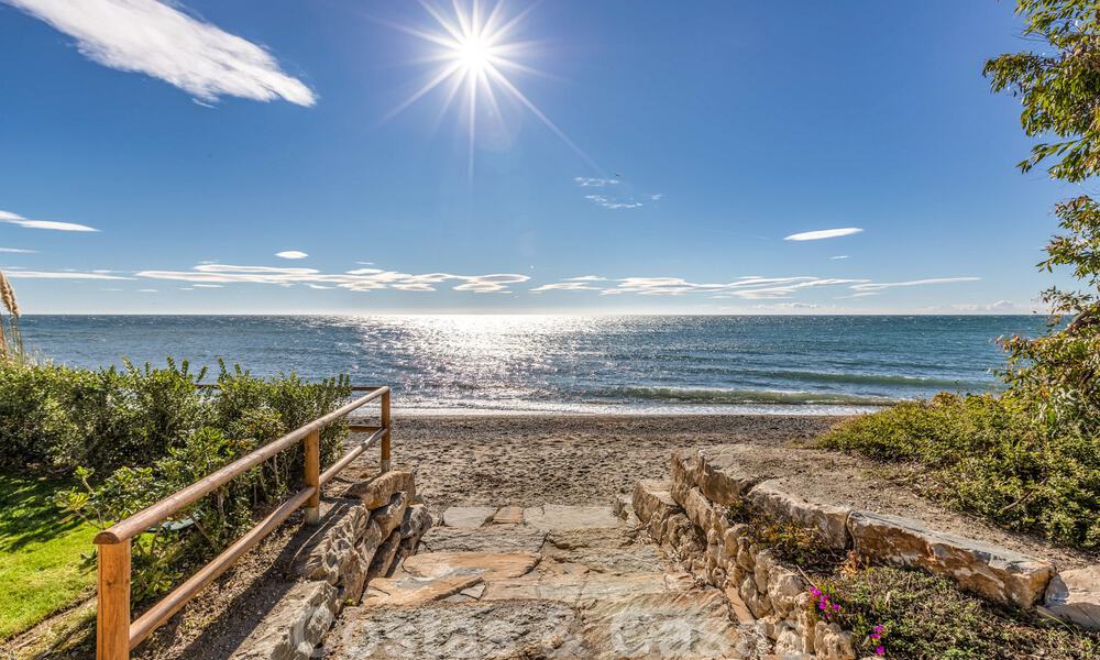 Penthouse moderne à vendre dans une résidence en première ligne de plage sur le New Golden Mile entre Marbella et Estepona 805455