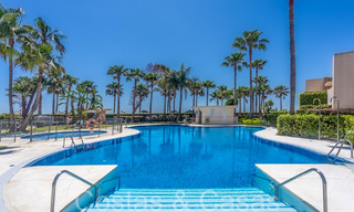 Penthouse moderne à vendre dans une résidence en première ligne de plage sur le New Golden Mile entre Marbella et Estepona 805456 