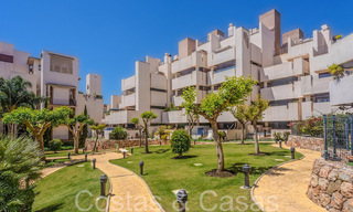 Penthouse moderne à vendre dans une résidence en première ligne de plage sur le New Golden Mile entre Marbella et Estepona 805472 