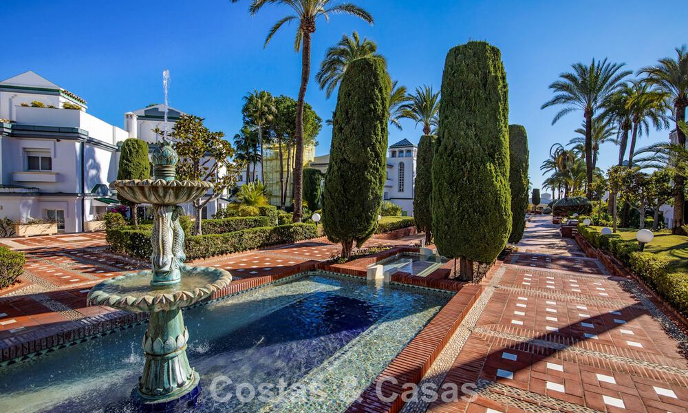 Appartements en vente dans Dominion Beach, un complexe exclusif en première ligne de plage dans la Nueva Milla de Oro entre Marbella et Estepona 805383