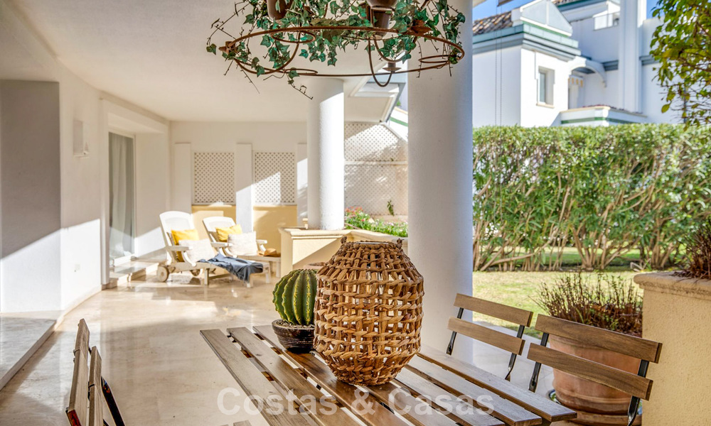 Appartements en vente dans Dominion Beach, un complexe exclusif en première ligne de plage dans la Nueva Milla de Oro entre Marbella et Estepona 805388
