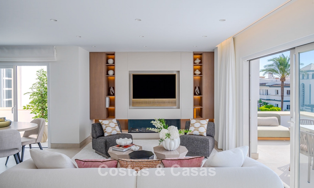 Penthouse avec une magnifique terrasse à vendre dans une résidence balnéaire sur le New Golden Mile, Marbella - Estepona 805107