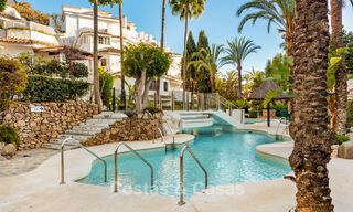 Appartements à vendre dans une résidence en première ligne de plage à Elviria, Marbella Est 805133 