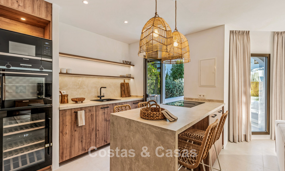 Appartements à vendre dans une résidence en première ligne de plage à Elviria, Marbella Est 805151