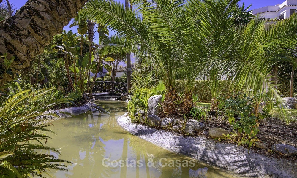 Appartements à vendre dans une résidence en première ligne de plage à Elviria, Marbella Est 805154