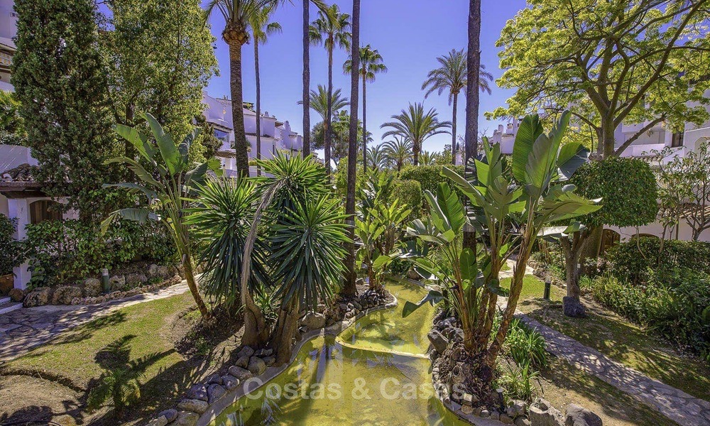 Appartements à vendre dans une résidence en première ligne de plage à Elviria, Marbella Est 805155