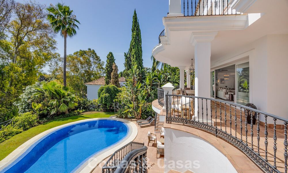 Grande villa méditerranéenne de luxe en première ligne de golf à La Quinta, Marbella - Benahavís 805545