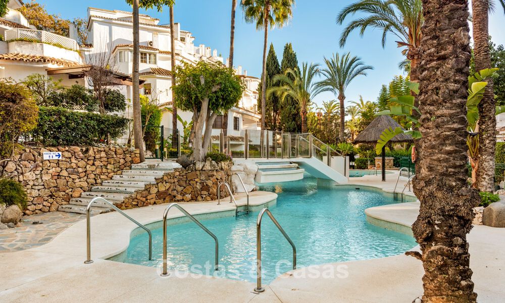 Appartements à vendre dans “Golden Beach”, une résidence en première ligne de plage à Elviria, Marbella Est 805249