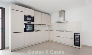 5 maisons mitoyennes exclusives à vendre dans le charmant centre historique d’Estepona 805618 
