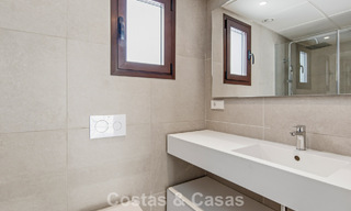 5 maisons mitoyennes exclusives à vendre dans le charmant centre historique d’Estepona 805629 