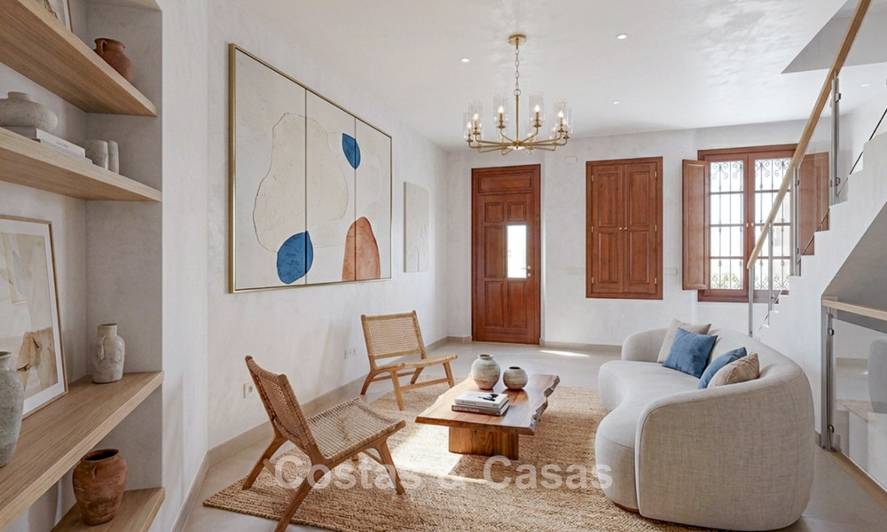 5 maisons mitoyennes exclusives à vendre dans le charmant centre historique d’Estepona 805642