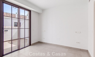 5 maisons mitoyennes exclusives à vendre dans le charmant centre historique d’Estepona 806307 