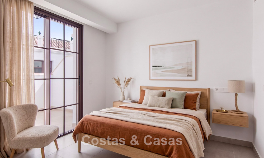 5 maisons mitoyennes exclusives à vendre dans le charmant centre historique d’Estepona 806312