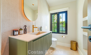 Luxueuse villa de plain-pied avec piscine chauffée à vendre, en bord de mer près de Puerto Banús et San Pedro, Marbella 805780 