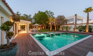 Luxueuse villa de plain-pied avec piscine chauffée à vendre, en bord de mer près de Puerto Banús et San Pedro, Marbella 805787 