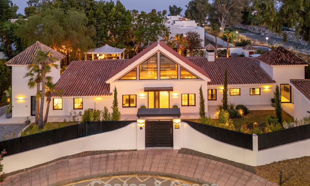 Luxueuse villa de plain-pied avec piscine chauffée à vendre, en bord de mer près de Puerto Banús et San Pedro, Marbella 805796