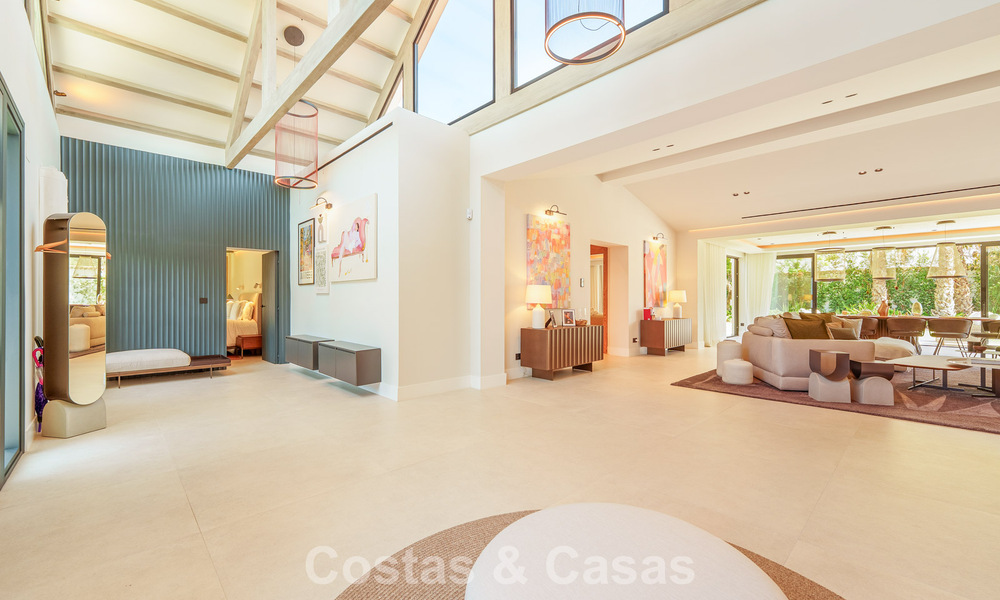 Luxueuse villa de plain-pied avec piscine chauffée à vendre, en bord de mer près de Puerto Banús et San Pedro, Marbella 805822