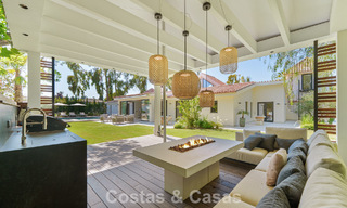 Luxueuse villa de plain-pied avec piscine chauffée à vendre, en bord de mer près de Puerto Banús et San Pedro, Marbella 805837 