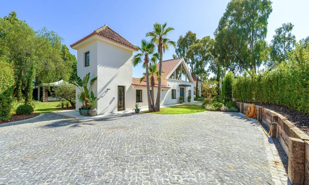 Luxueuse villa de plain-pied avec piscine chauffée à vendre, en bord de mer près de Puerto Banús et San Pedro, Marbella 805839