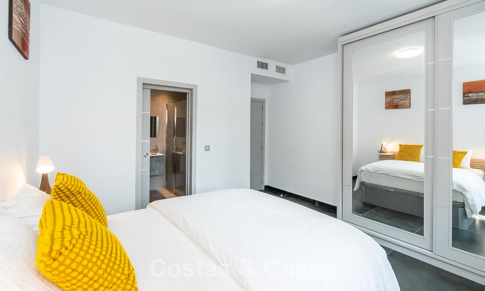 Villa moderne exclusive avec grande piscine à vendre à Nueva Andalucía, Marbella 805923