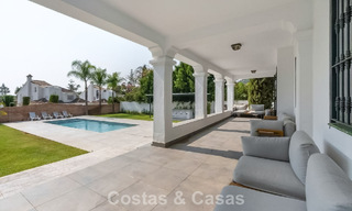 Villa moderne exclusive avec grande piscine à vendre à Nueva Andalucía, Marbella 805940 