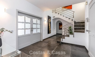 Villa moderne exclusive avec grande piscine à vendre à Nueva Andalucía, Marbella 805950 