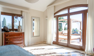 Spacieuse villa andalouse avec vue sur la mer à vendre à El Rosario, Marbella Est 805966 