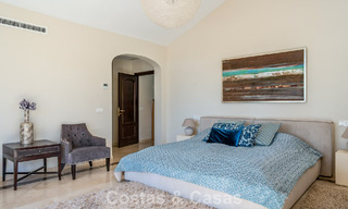 Spacieuse villa andalouse avec vue sur la mer à vendre à El Rosario, Marbella Est 805967 
