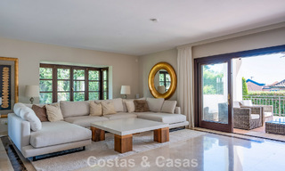 Spacieuse villa andalouse avec vue sur la mer à vendre à El Rosario, Marbella Est 805972 