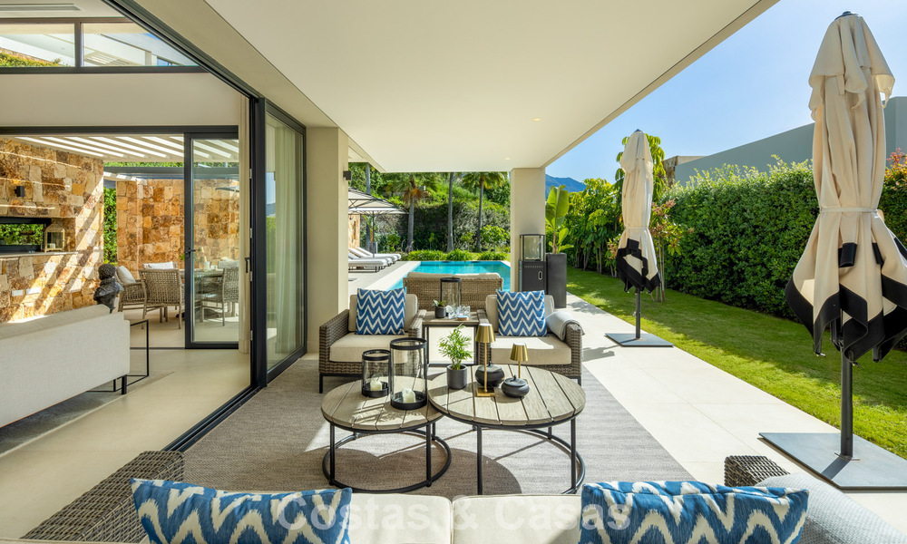 Villa moderne de luxe avec vue sur la mer dans la Vallée du Golf de Nueva Andalucía, Marbella 806066