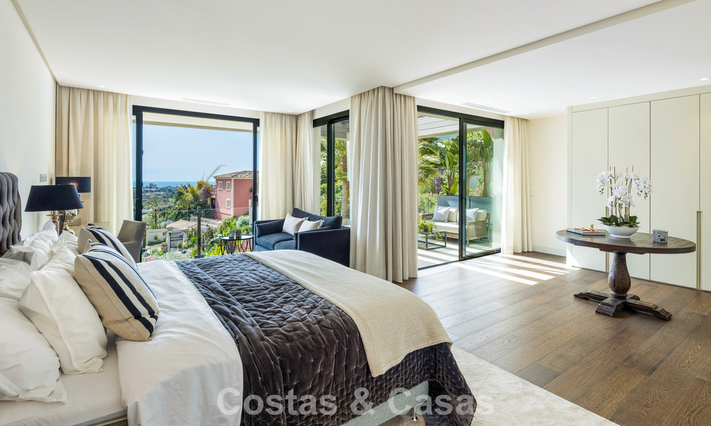 Villa moderne de luxe avec vue sur la mer dans la Vallée du Golf de Nueva Andalucía, Marbella 806079