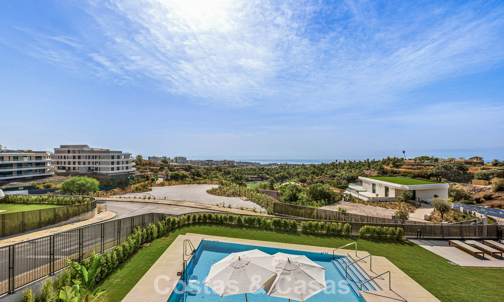 Nouvel appartement duplex avec vue panoramique sur la mer à vendre sur le New Golden Mile, entre Marbella et Estepona 806114