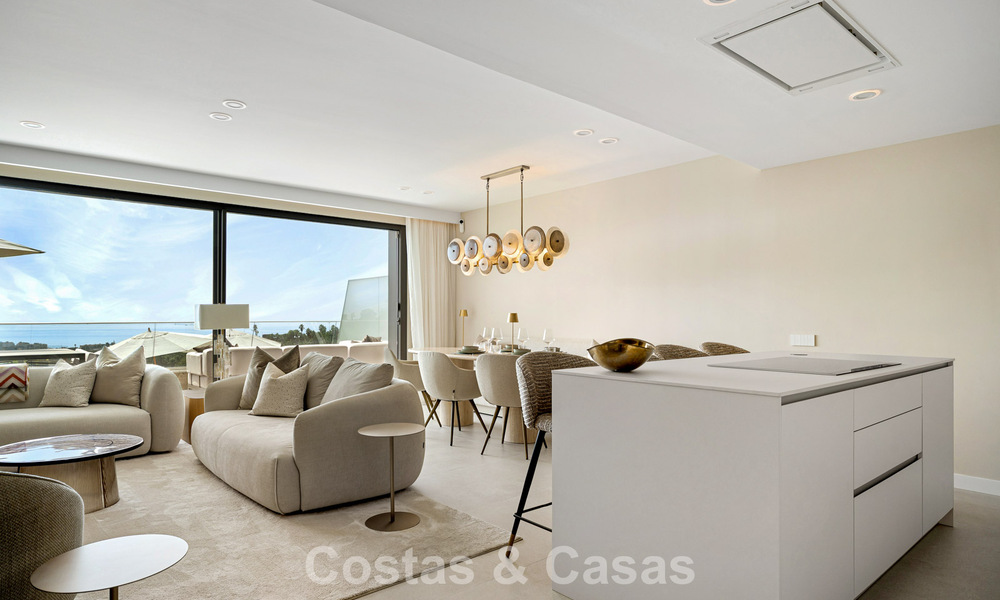 Nouvel appartement duplex avec vue panoramique sur la mer à vendre sur le New Golden Mile, entre Marbella et Estepona 806116