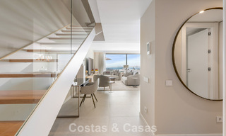 Nouvel appartement duplex avec vue panoramique sur la mer à vendre sur le New Golden Mile, entre Marbella et Estepona 806125 