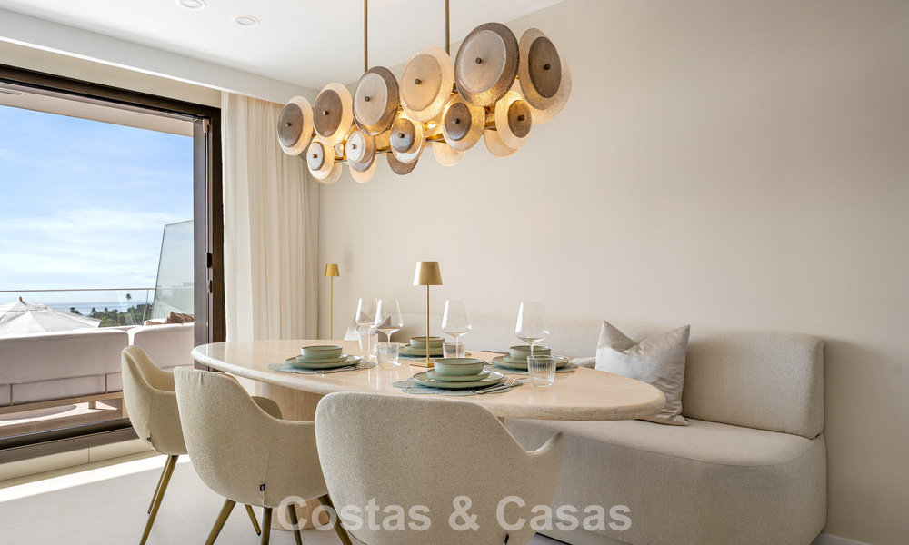 Nouvel appartement duplex avec vue panoramique sur la mer à vendre sur le New Golden Mile, entre Marbella et Estepona 806129
