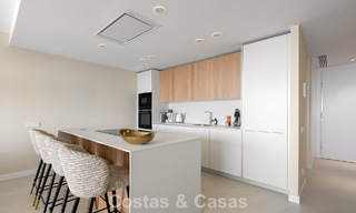 Nouvel appartement duplex avec vue panoramique sur la mer à vendre sur le New Golden Mile, entre Marbella et Estepona 806130 
