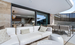 Nouvel appartement duplex avec vue panoramique sur la mer à vendre sur le New Golden Mile, entre Marbella et Estepona 806134 